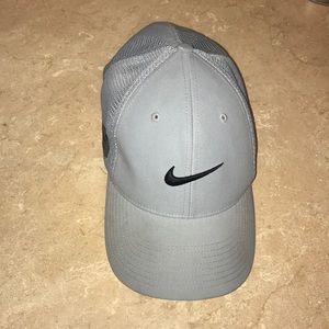 Nike Vapor Golf Hat